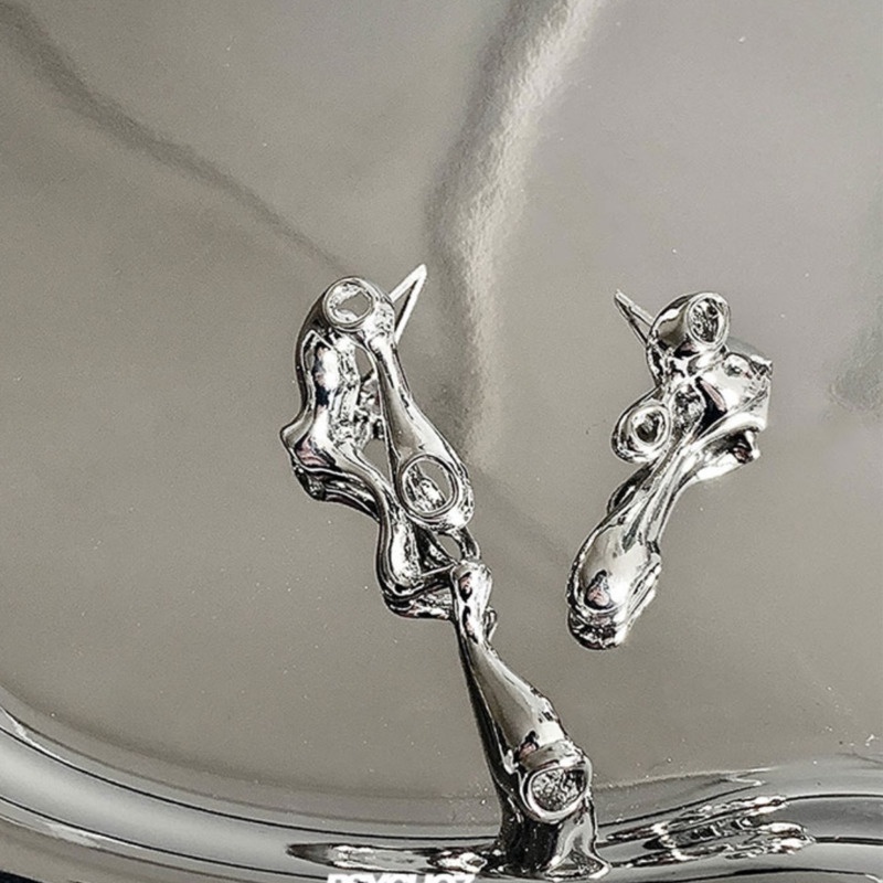 Khuyên tai bất đối xứng thời trang xu hướng phong cách vintage 19460