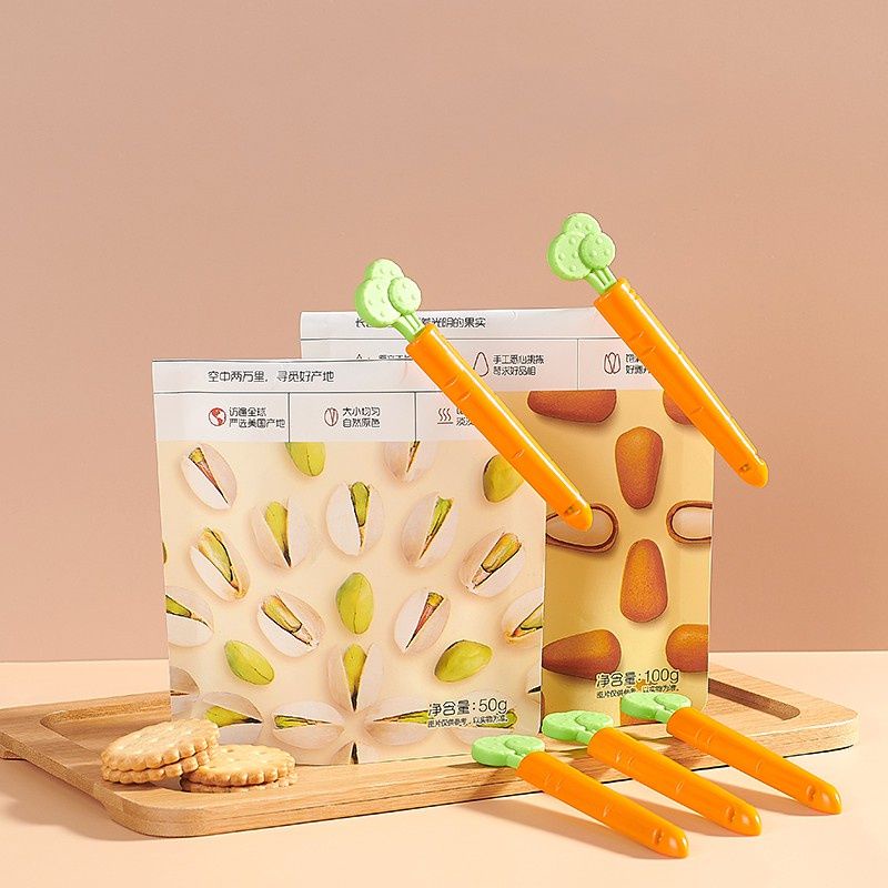 Set 5 kẹp miệng túi thức ăn hình cà rốt kèm hộp đựng