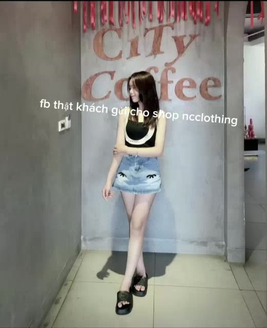 Chân váy jeans ngắn chữ A cạp lưng cao hottend | BigBuy360 - bigbuy360.vn