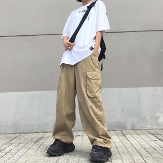 Áo Thun Unisex In Hình Logo TeeHolic Phản Quang