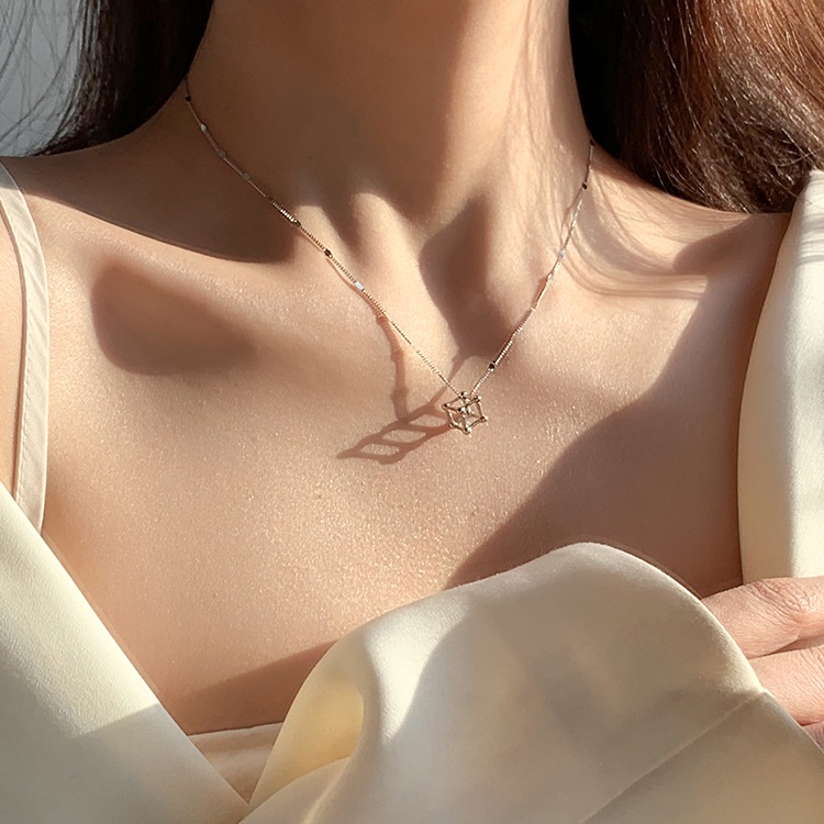 Vòng cổ mặt khối lập phương cá tính thời trang cho nữ