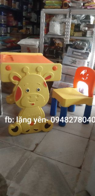 Bộ bàn ghế grow, bộ bàn ghế lego bobby cho bé