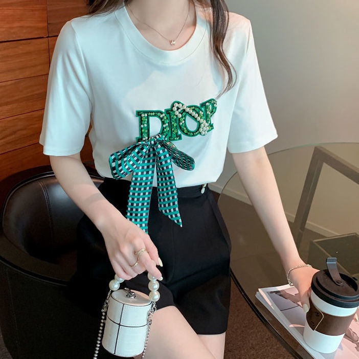 Áo thun nữ ngắn tay cổ tròn in chữ đính đá phong cách phương tây