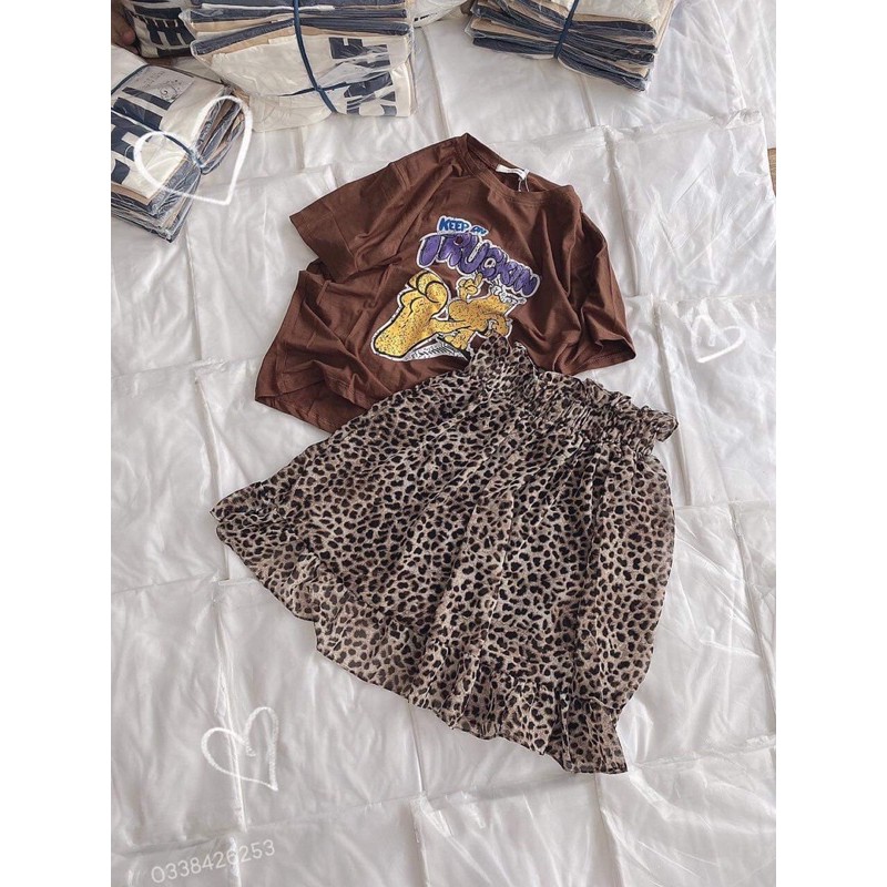 Sét áo Truckin chân váy đốm HS7