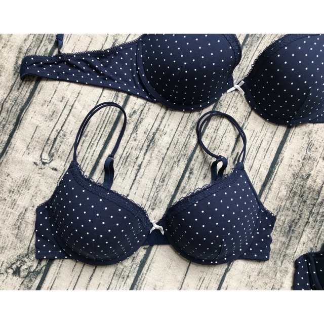 Set 3 áo + 1 quần xuất xịn