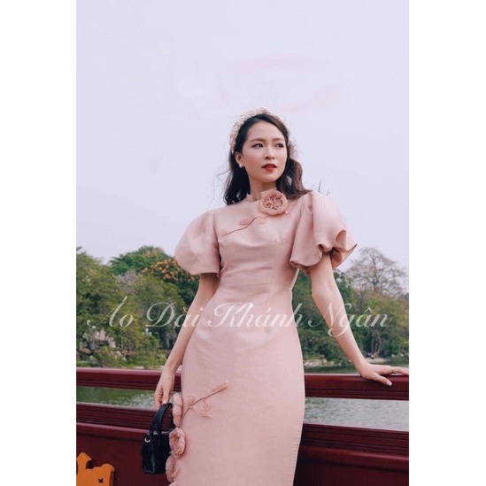 Áo dài cách tân thiết kế tay bồng hoa kết thủ công