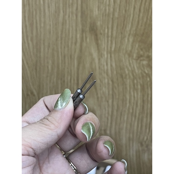 Đầu vặn vít 4 cạnh