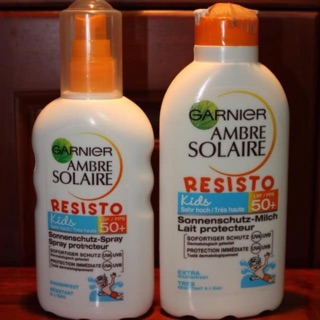 Xịt chống nắng Garnier Ambre Solaire