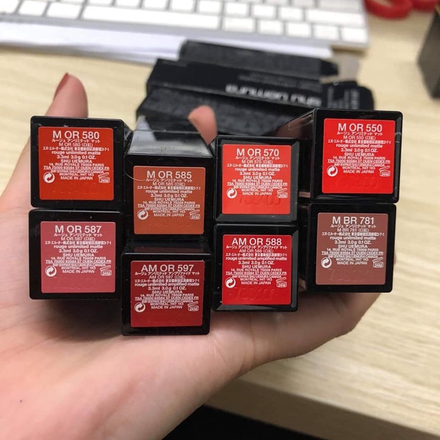 Son Shu Uemura Rouge Vỏ Đen