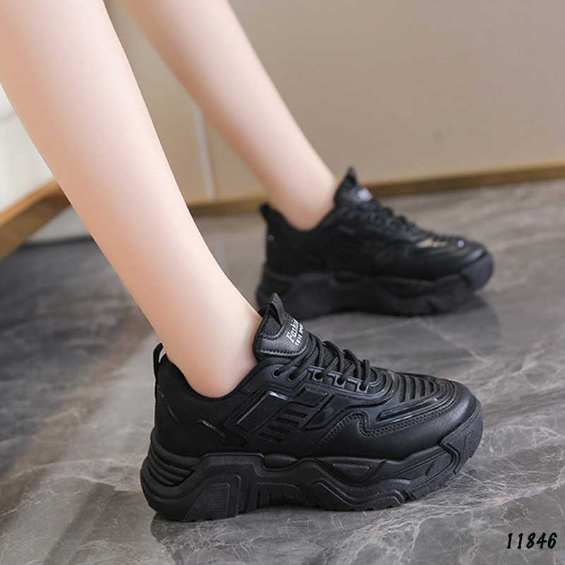 Giày thể thao nữ tăng chiều cao Kata 11845