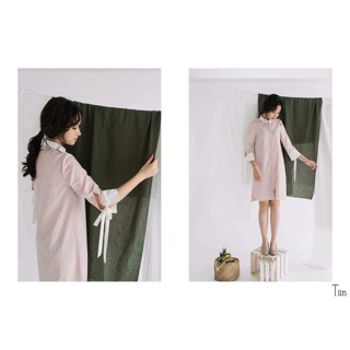 Váy cổ đức hồng xinh,kẻ