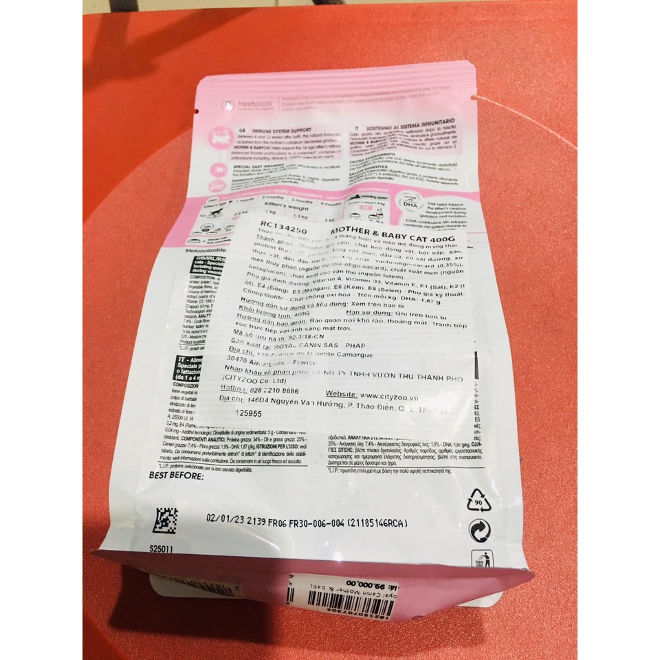 Thức Ăn Hạt Cho Mèo Royal Canin Mother and Baby Cat túi 2kg