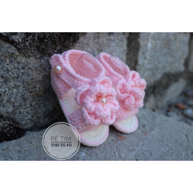 Giày len handmade/ giày len hồng baby cho bé gái