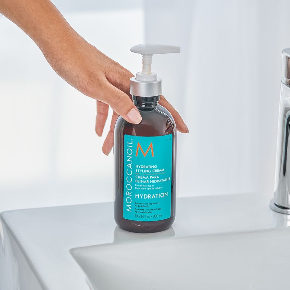 Kem Giữ Nếp Tạo Sóng Xoăn Moroccanoil Intensive Curl Cream  Dưỡng Ẩm Bóng Mượt 300ml
