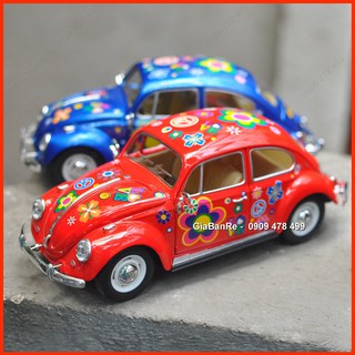 Xe Mô Hình VolkWagen Beetle Họa Tiết Hoa Tỉ Lệ 1:24 - Kinsmart - Mở 2 Cửa - 8479
