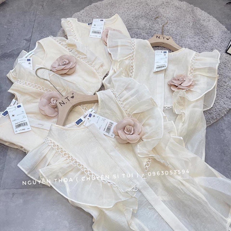 BÁN SỈ ÁO SƠ MI TƠ TAY BÈO KÈM HOA CHO NỮ | BigBuy360 - bigbuy360.vn