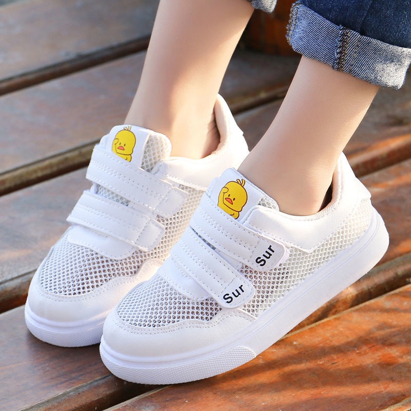 Giày Thể Thao Bề Mặt Lưới Thoáng Khí Khử Mùi Màu Trắng Cho Bé