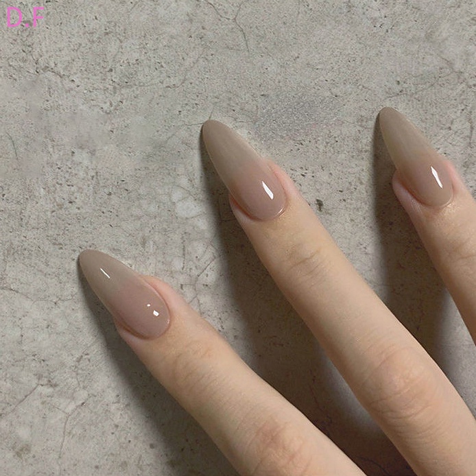 Sơn Móng Tay Latex Màu Trắng Sữa Chuyên Dùng Cho Cửa Hàng