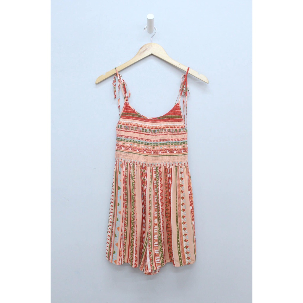 Q8665 - Romper 2 dây F21 cột nơ nhún thun in hoa văn