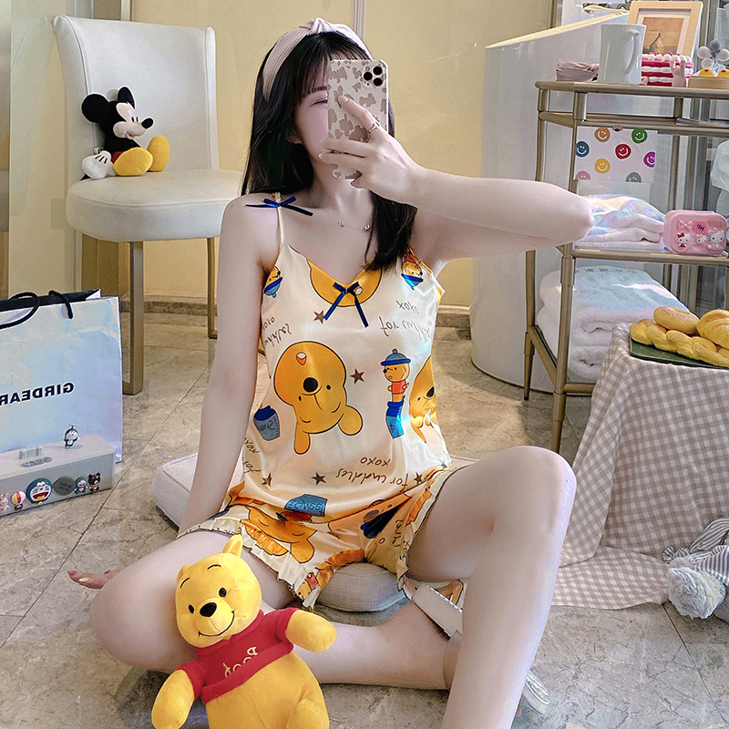 Bộ đồ ngủ lụa in họa tiết hoạt hình dễ thương mát mẻ cho nữ | BigBuy360 - bigbuy360.vn