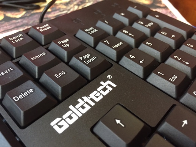 Bàn phím máy tính có dây Goldtech K98 jack usb, bàn phím chơi game siêu nhẹ, ấn siêu mượt, bảo hành 6 tháng