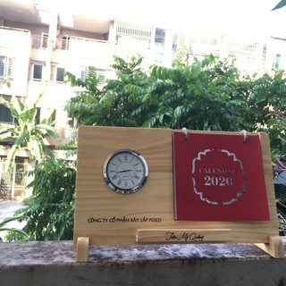 Lịch gỗ để bàn 2020