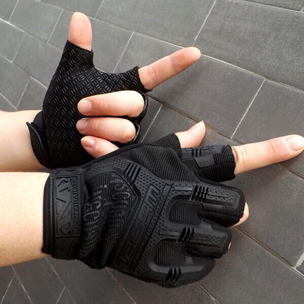 Găng tay chống nắng mechanix hở ngón màu đen