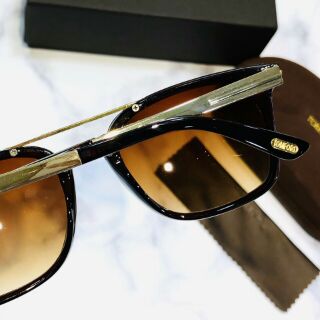 Kinh Tom ford