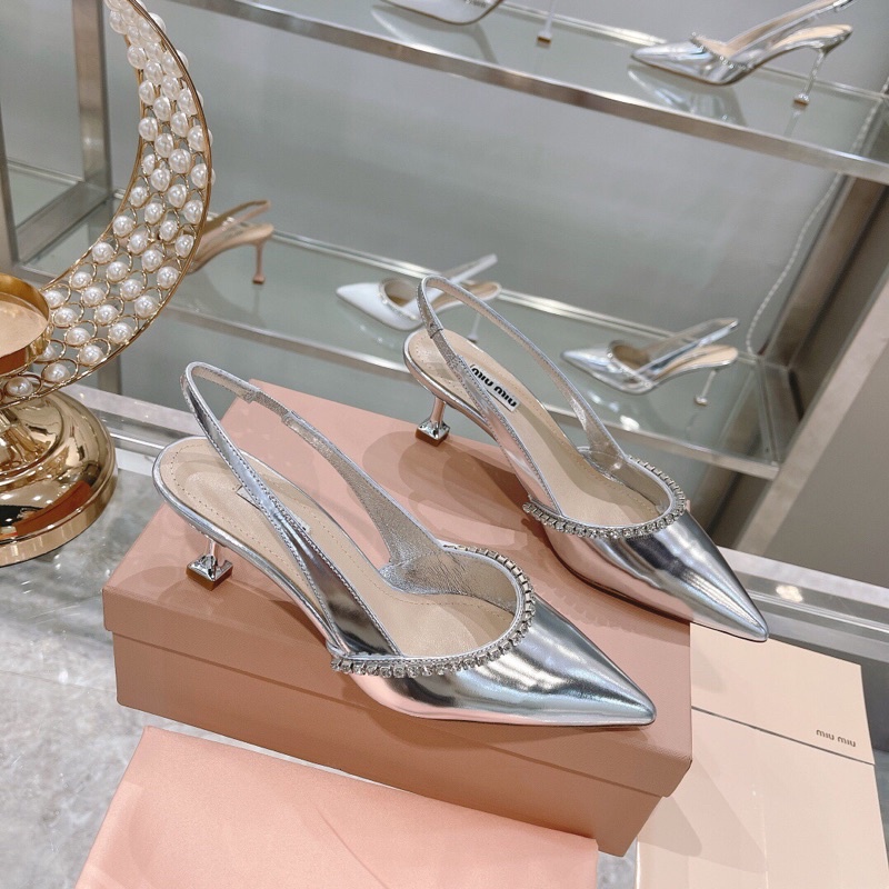 Giày cao gót 5.5cm mũi nhọn thương hiệu MiuMiu màu trơn da thật cao cấp