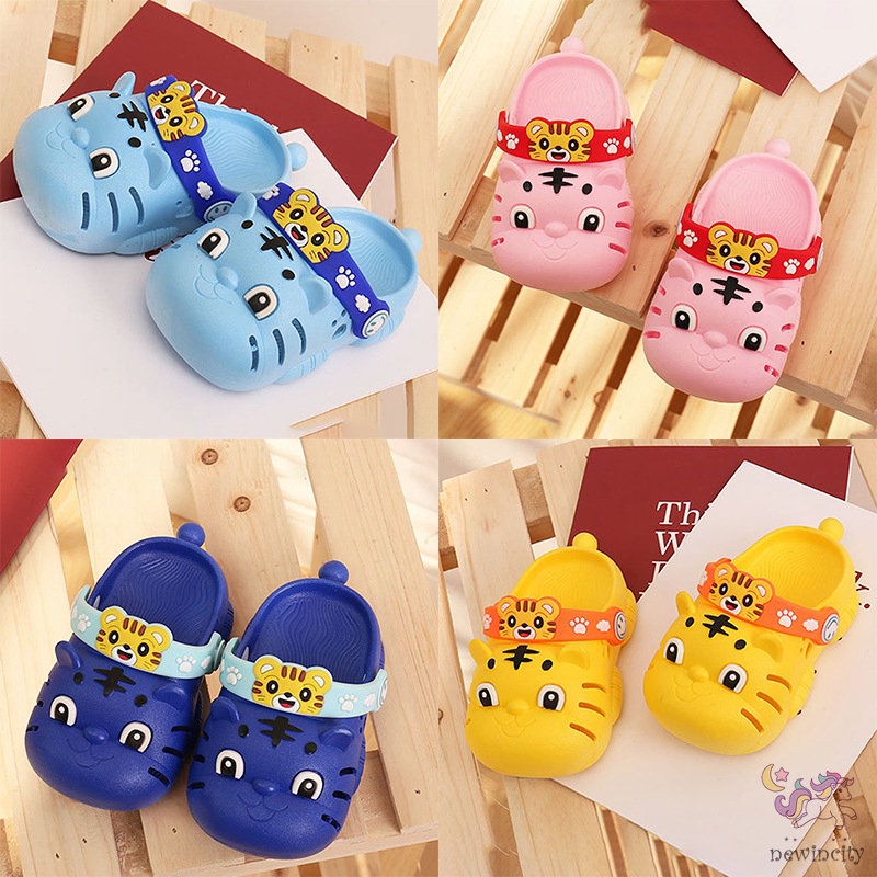 Dép Đi Biển Đế Mềm Chống Trượt Thoải Mái Thời Trang Mùa Hè Hàn Quốc Cho Bé