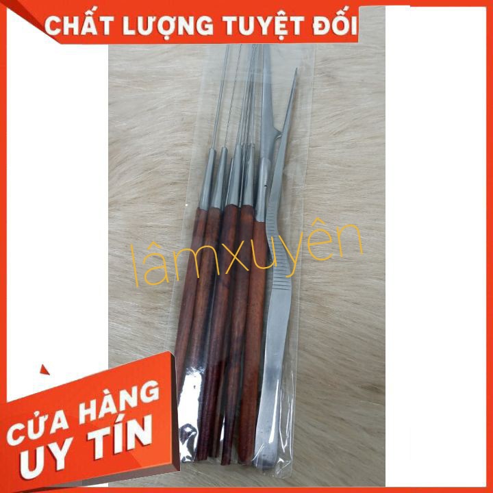 Bộ ráy tai  cao cấp NGHĨA VINA  thiết kế nhỏ gọn độc đáo ,chất liệu inox và gỗ an toàn,chuyên dụng cho salon