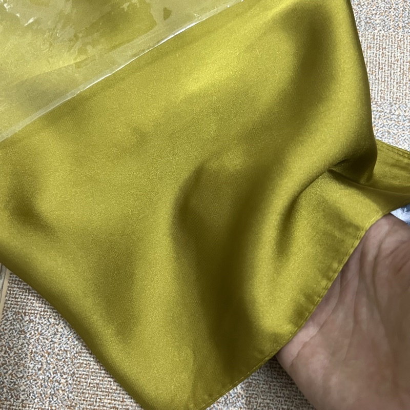 Khăn turban lụa vuông cao cấp choàng cổ size 70x70cm thanh lịch đa năng dùng làm áo yếm trơn