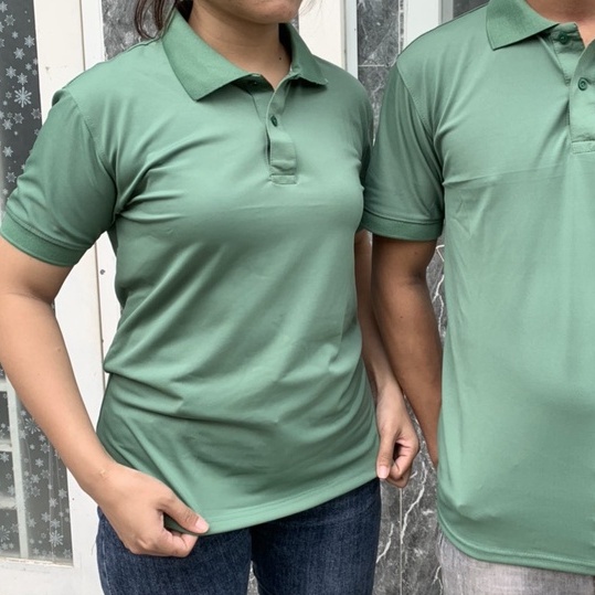 Áo Thun Polo Cổ Bẻ Andromeda Ngắn Tay Màu Pentel Xanh Rêu Đồng Phục Dùng Chung Cho Nam Và Nữ
