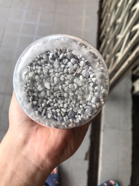 Seachem Renew 100ml/250ml/500ml - Vật liệu lọc hấp thụ hữu cơ ,kiểm soát NO3,NH4,PO4.