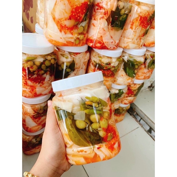 Măng chua ngâm lá mắc mật ngon ăn cơm bún 1kg
