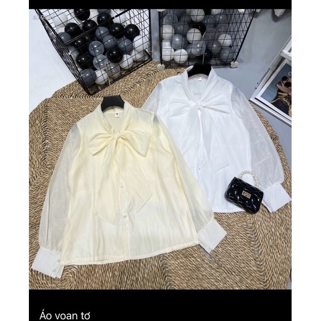 H1- set 2 món nhung , chân váy xoè, áo viền ren nhọn