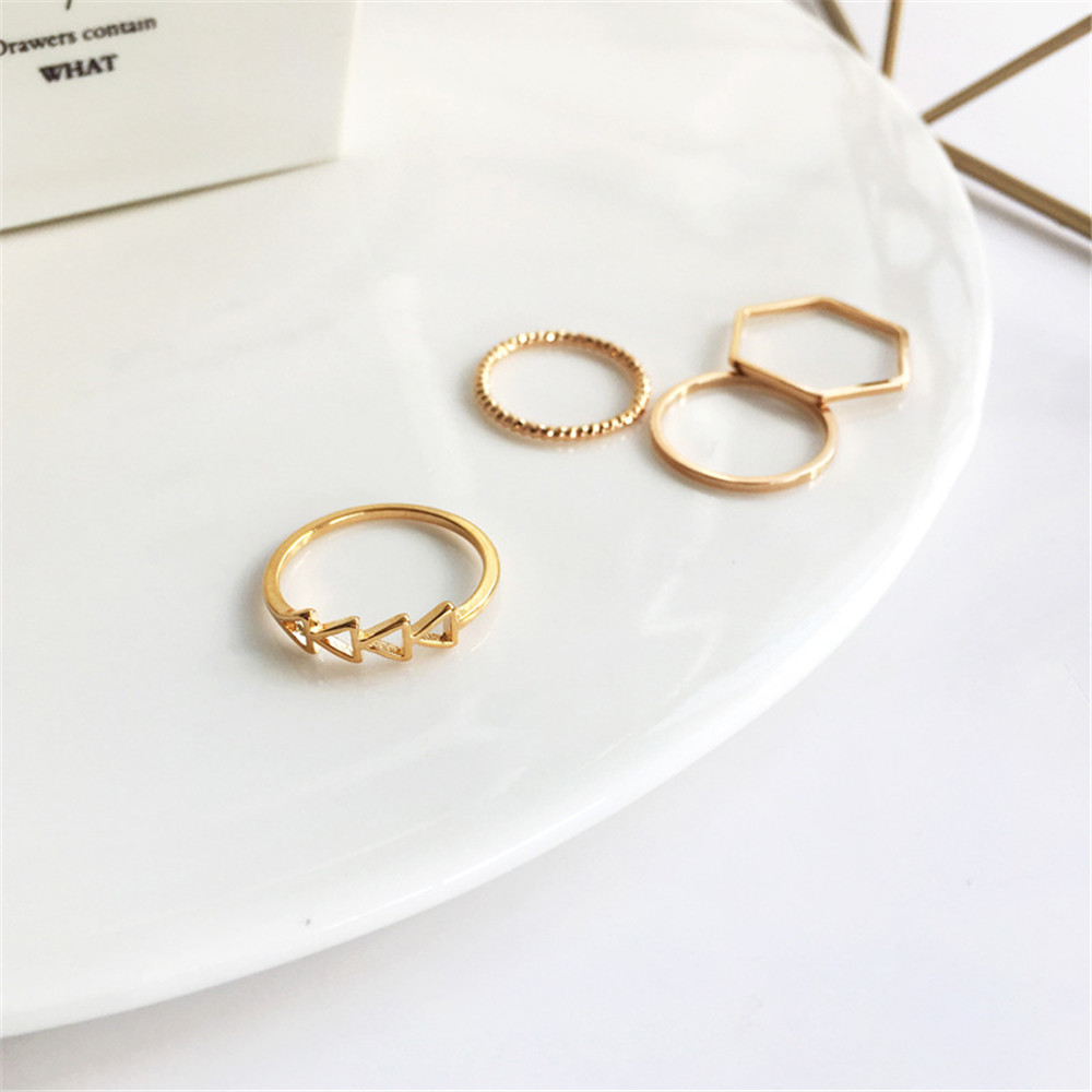 Bộ 4 chiếc nhẫn hình hoạc đa giác thời trang giản dị