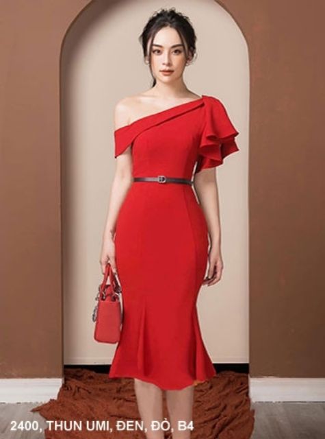 ĐẦM ÔM CỔ XÉO 1 TAY NGẮN