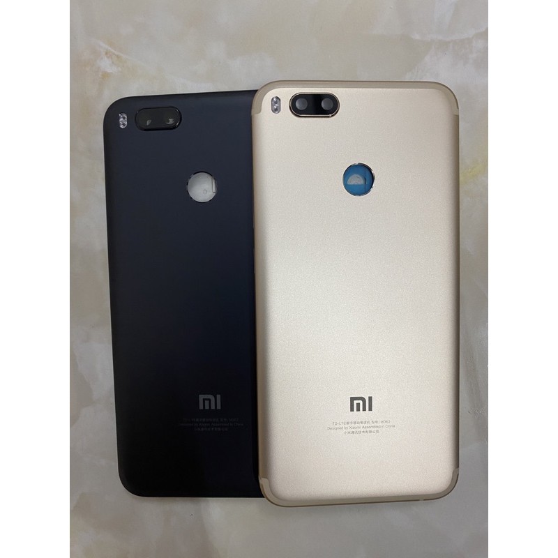 VỎ+SƯƠNG BỘ REDMI 5X MỚI 100%