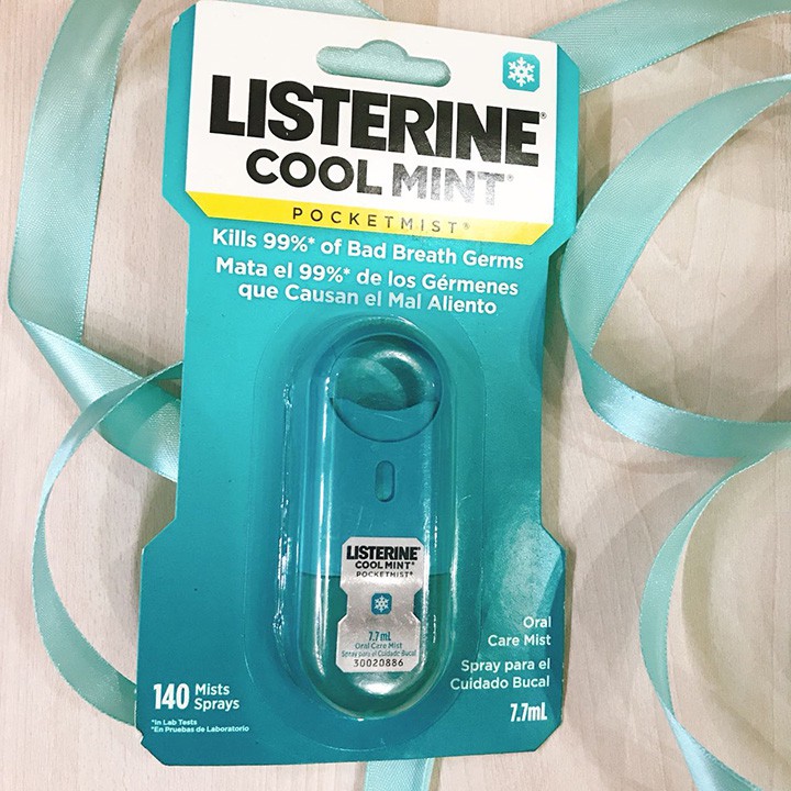 Xịt thơm miệng Listerine Cool Mint 7.7ml