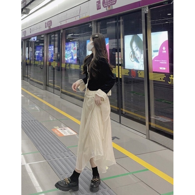 Set Áo Nhung Đen Mix Chân Váy Tơ 2 Lớp