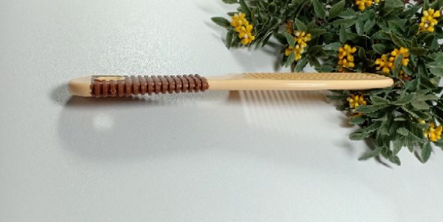 Lược nhựa Thái Lan từ nhựa nguyên sinh