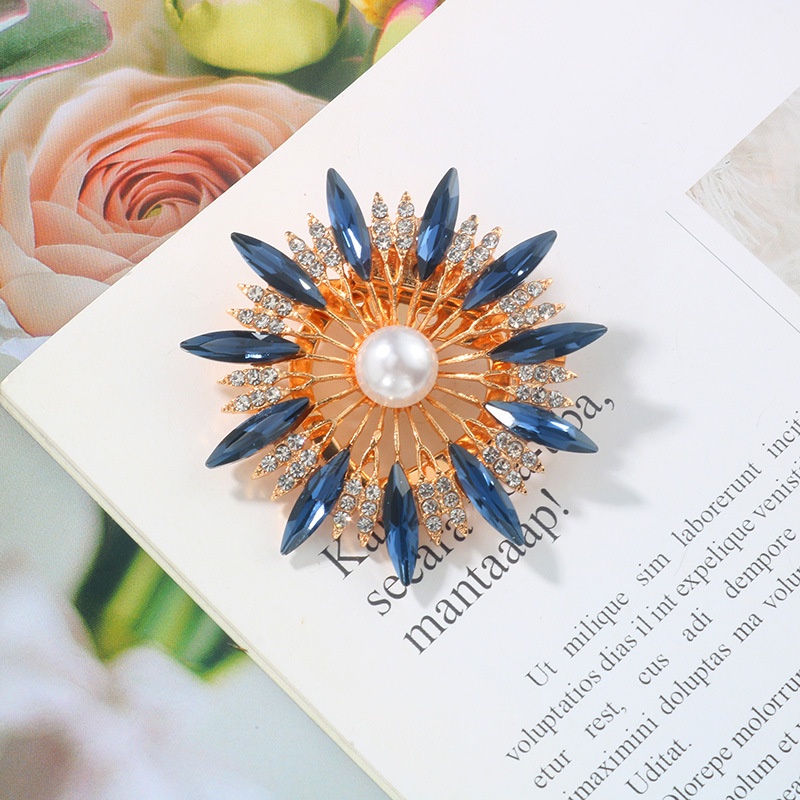 Trâm cài áo hình hoa đính đá nhiều màu xinh xắn thời trang