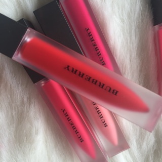SON BURBERRY LIQUID LIP VELVET