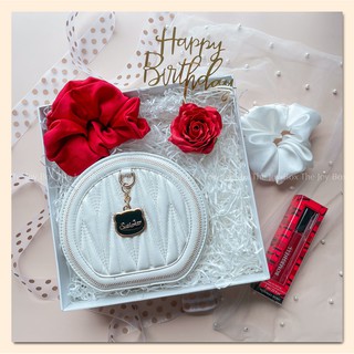 Hộp quà tặng sinh nhật cho nữ 🎁 Hộp quà tặng màu đỏ 🎁 Combo quà tặng túi xách, nước hoa, scrunchies 🎁 Lady in red