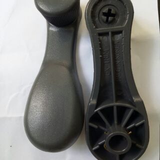 Tay quay kính matiz