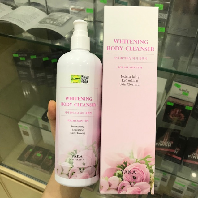Sữa Tắm Trắng Da Thơm Lâu Yaka Whitening Body Cleanser 500ml