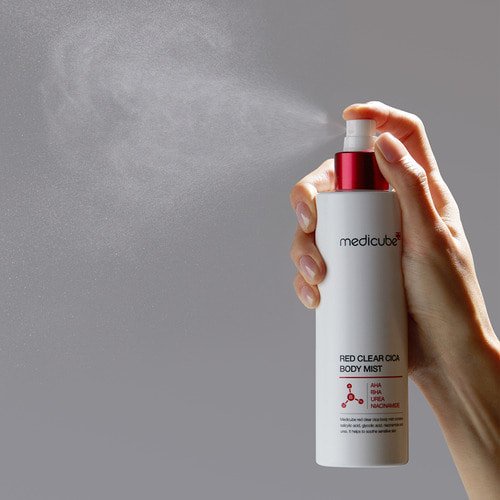 Xịt Giảm Mụn Thâm Cơ Thể MEDICUBE Red Clear Cica Body Mist 200ml _ MEDICUBE Chính Hãng