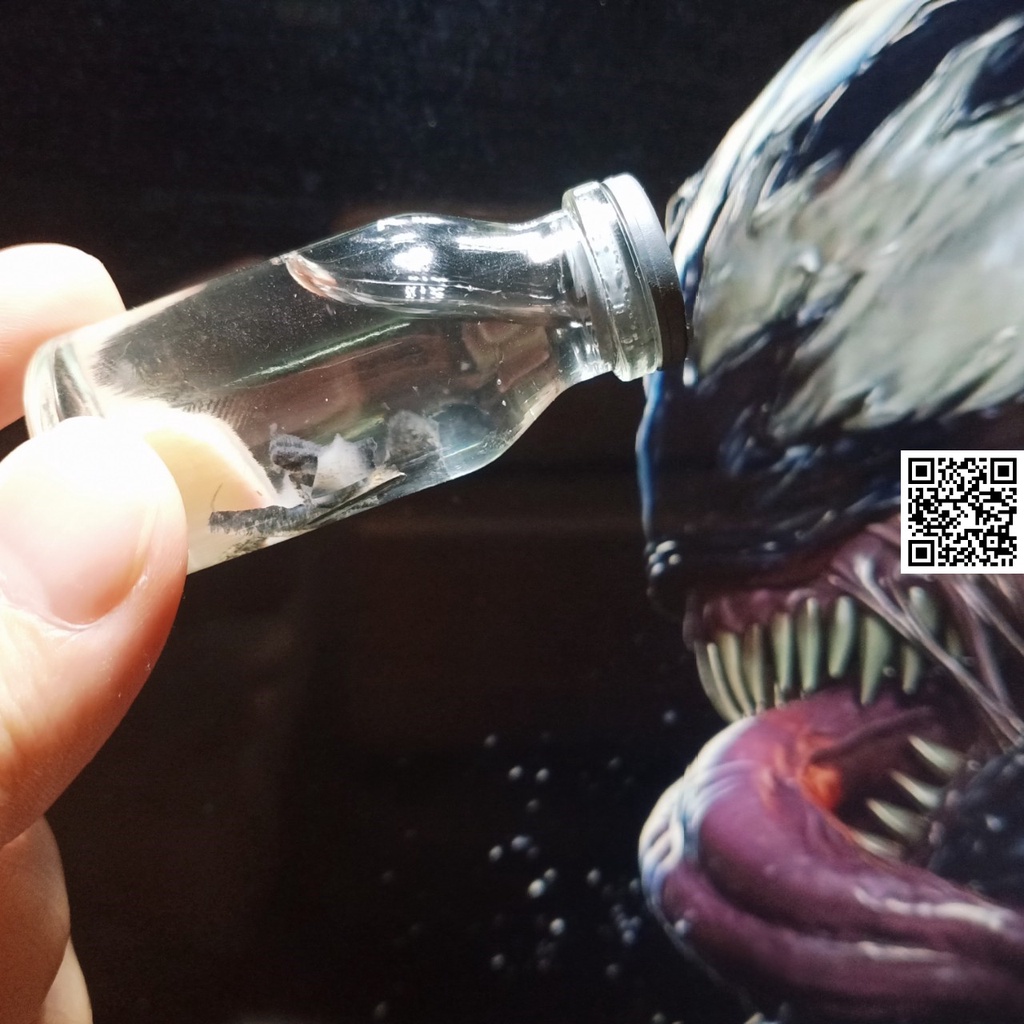 Mô hình lọ chứa tin thể Venom black spider men 1867