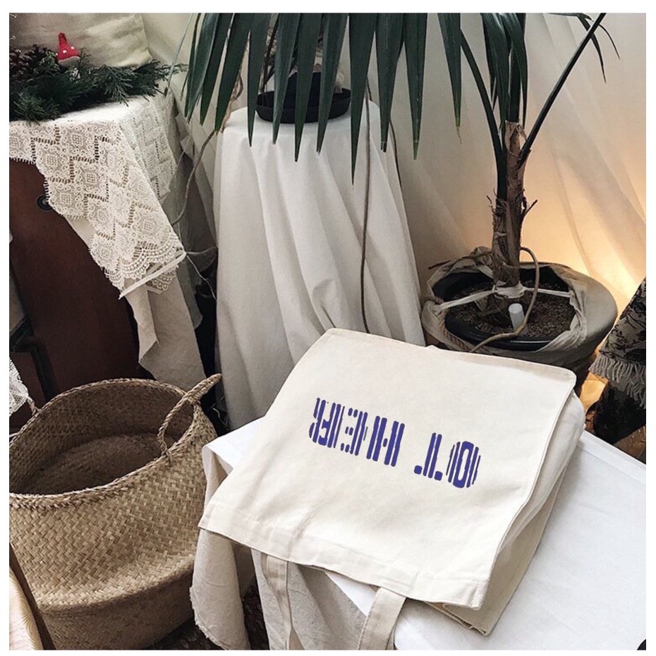 Túi tote HAZIN thết kế đáy vuông vải canvas ulzzang unisex in chữ Ot Her có túi nhỏ bên trong HZ06